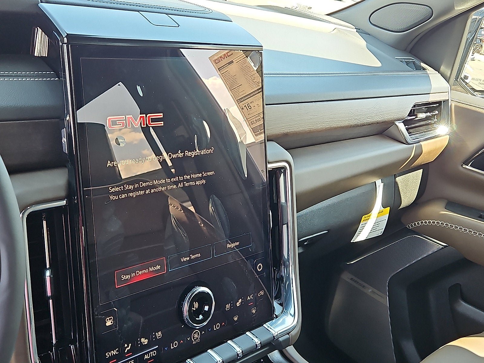 New 2026 GMC Yukon Denali Ultimate AWD/4WD image 19