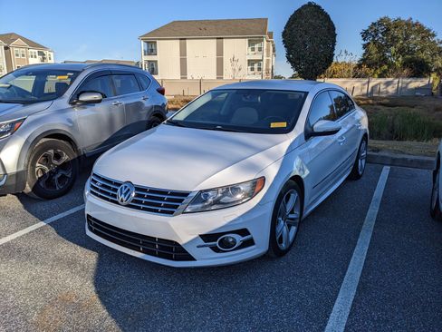 Used 2013 Volkswagen CC R-Line image 13