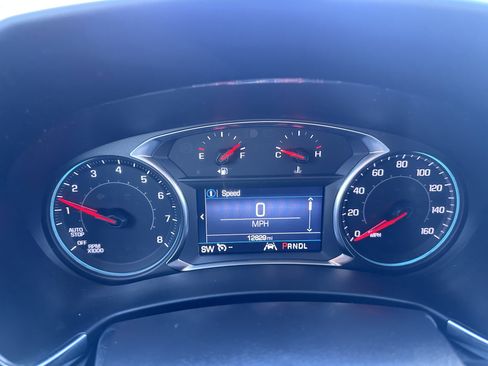 Used 2024 Chevrolet Equinox LT image 17