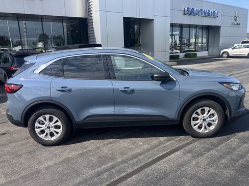 Certified 2024 Ford Escape Active w/ Tech Pack #1 AWD/4WD image 8