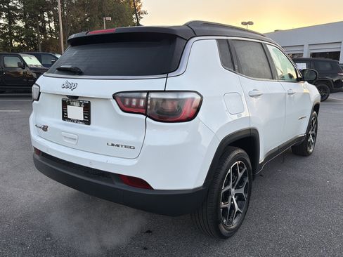 Used 2024 Jeep Compass Limited w/ Sun and Sound Group image 6