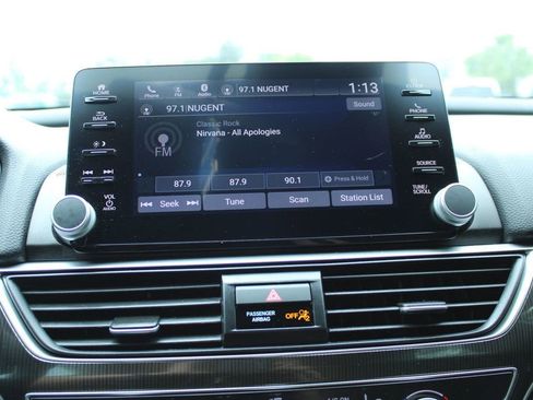 Used 2019 Honda Accord Sport image 15
