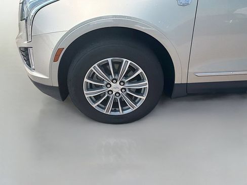 Used 2017 Cadillac XT5 Luxury w/ Driver Awareness Package FWD image 35