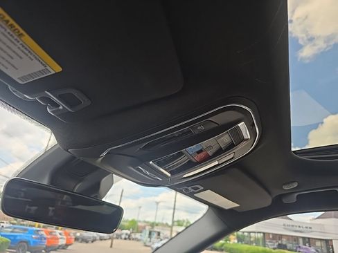 New 2026 Jeep Grand Cherokee Laredo X RWD image 18
