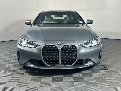 Used 2023 BMW 430i Coupe w/ Premium Package image 5