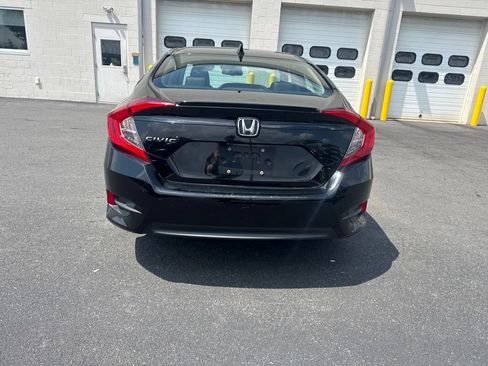 Used 2018 Honda Civic EX-L image 3