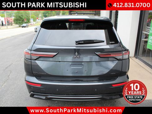 New 2026 Mitsubishi Outlander LE AWD/4WD image 8