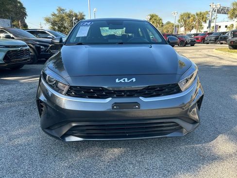 Used 2024 Kia Forte LXS image 3