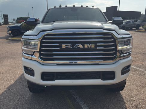 Used 2022 RAM 3500 Limited AWD/4WD image 2
