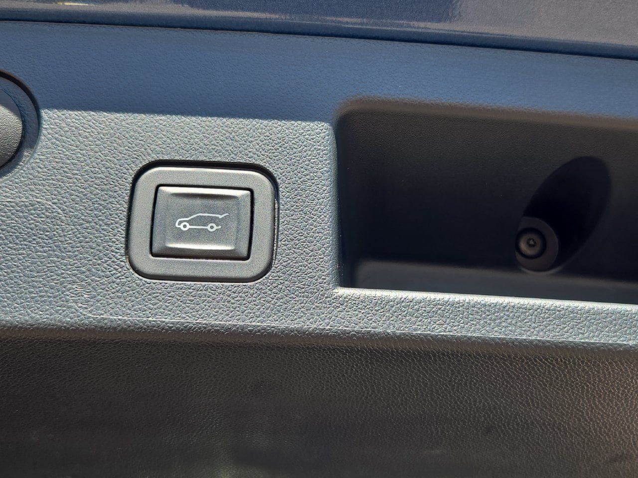 Used 2025 Chevrolet Equinox LT w/ Convenience Package II FWD image 13