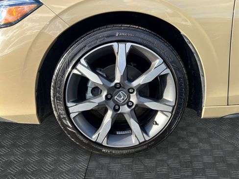Used 2025 Honda Civic Sport Touring image 14