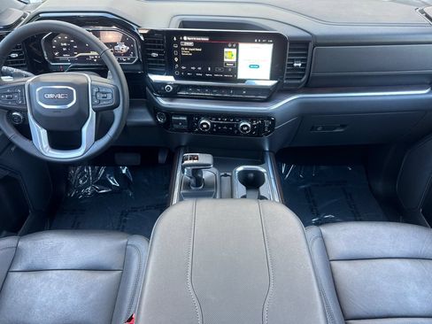 Used 2025 GMC Sierra 1500 SLT w/ SLT Premium Plus Package AWD/4WD image 13