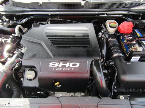 Used 2018 Ford Taurus SHO w/ Driver Assist Package image 21