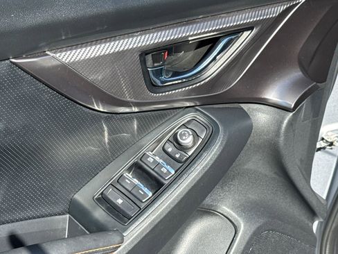 Certified 2023 Subaru Crosstrek 2.5i Limited w/ Moonroof Package image 18