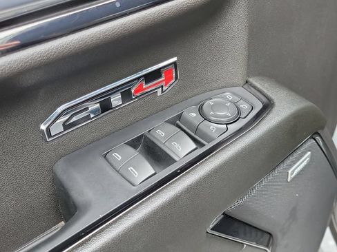 Used 2024 GMC Sierra 1500 AT4 w/ AT4 Premium Package AWD/4WD image 19