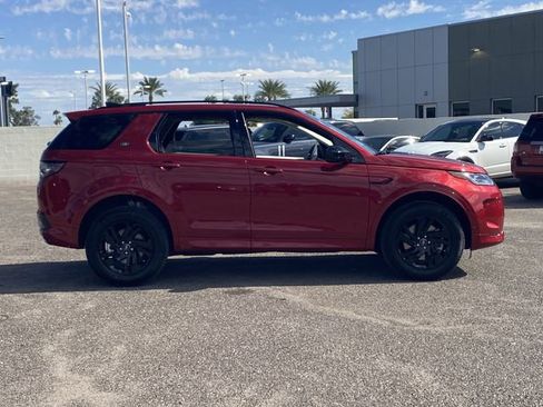 New 2025 Land Rover Discovery Sport S image 17