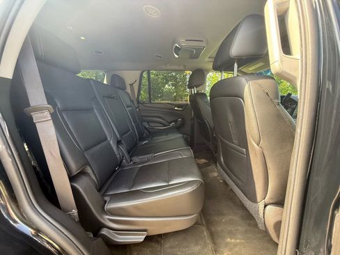 Used 2015 GMC Yukon SLT w/ HD Trailering Package image 34