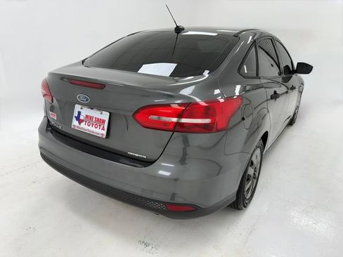Used 2016 Ford Focus S image 40