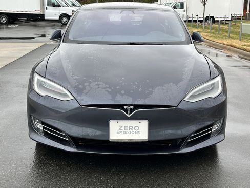 Used 2020 Tesla Model S Long Range Plus image 34
