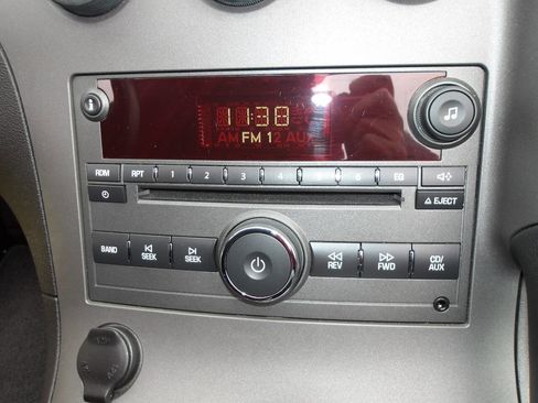 Used 2006 Pontiac Solstice Base 2dr Convertible w/ Premium Package image 19