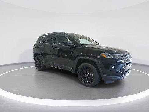 New 2026 Jeep Compass Latitude AWD/4WD image 2