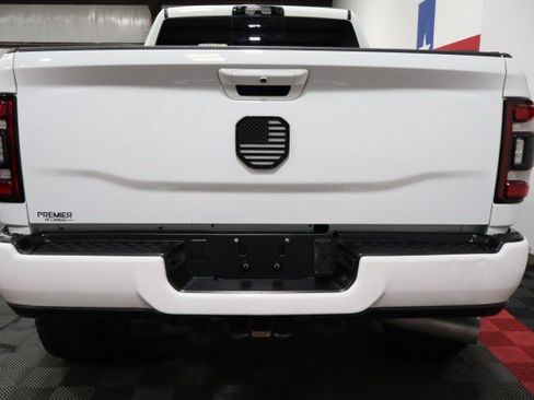 Used 2022 RAM 2500 Laramie w/ Night Edition AWD/4WD image 13