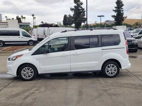 Certified 2023 Ford Transit Connect XLT FWD image 7
