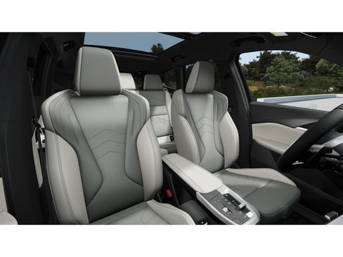 New 2026 BMW X1 xDrive28i w/ Technology Package image 11