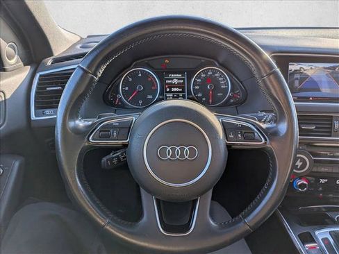 Used 2015 Audi Q5 TDI Prestige image 9