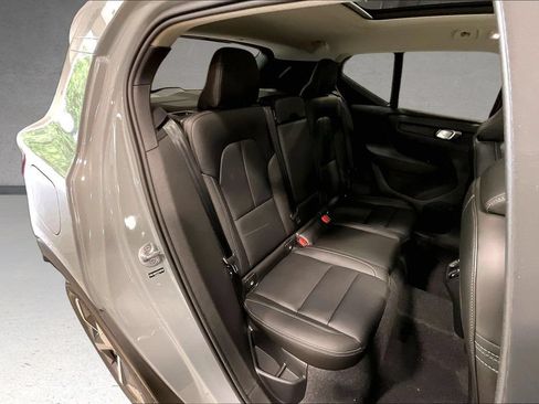 New 2026 Volvo XC40 B5 Plus w/ Protection Package Premier AWD/4WD image 9