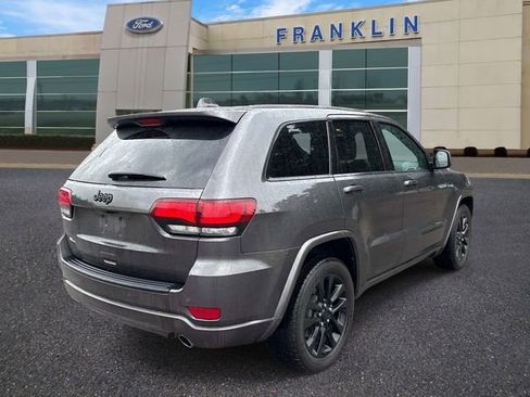 Used 2021 Jeep Grand Cherokee Laredo X RWD image 7