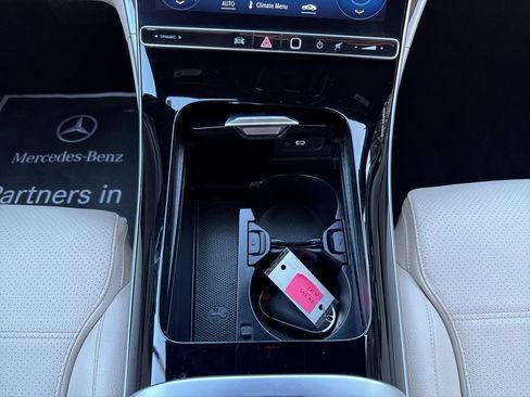 Certified 2022 Mercedes-Benz C 300 4MATIC Sedan image 23