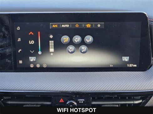 New 2026 Nissan Kicks SR image 20