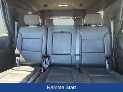 Used 2025 Chevrolet Tahoe Z71 AWD/4WD image 17