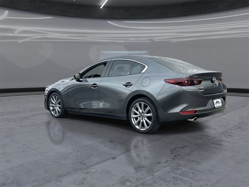 Used 2024 MAZDA MAZDA3 s image 4