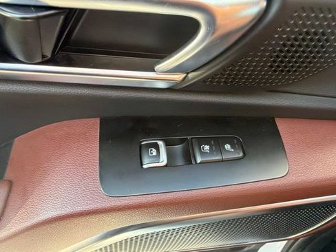 Used 2024 Kia Telluride SX Prestige AWD/4WD image 14