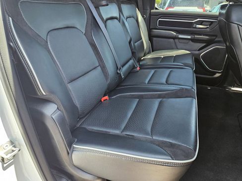 Used 2025 RAM 1500 Laramie AWD/4WD image 28