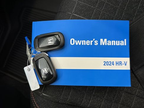 Certified 2024 Honda HR-V Sport image 32