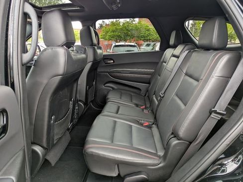 Used 2025 Dodge Durango GT AWD/4WD image 32