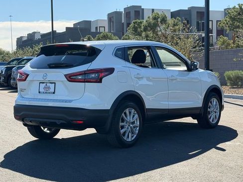 Certified 2022 Nissan Rogue Sport S image 6
