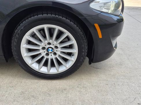 Used 2011 BMW 535i xDrive Sedan AWD/4WD image 32