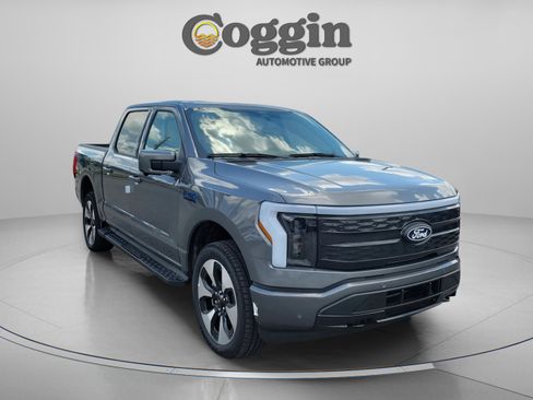 New 2025 Ford F150 Lightning Platinum image 5
