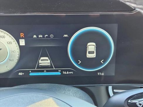 New 2026 Hyundai Elantra Limited image 17