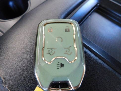 Used 2020 Chevrolet Tahoe LT w/ Luxury Package image 24