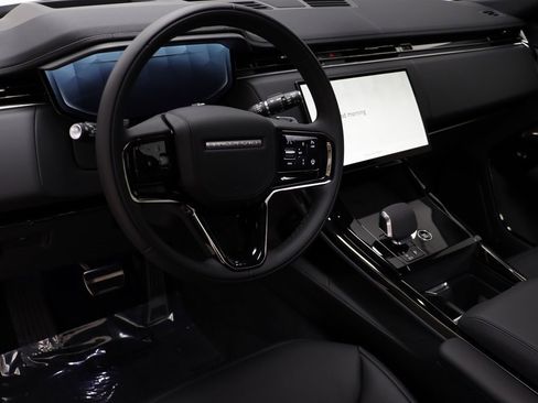 New 2025 Land Rover Range Rover Sport Dynamic SE image 8