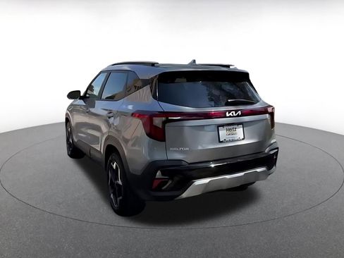 Used 2025 Kia Seltos S FWD image 11