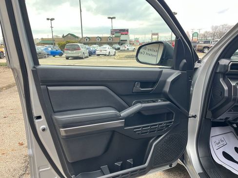 Certified 2025 Toyota 4Runner SR5 image 14