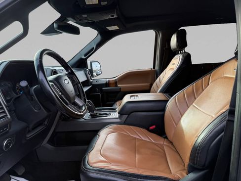 Used 2017 Ford F150 Limited image 9