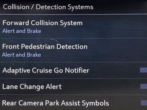 Used 2019 Buick Regal Essence w/ Driver Confidence Package I image 26