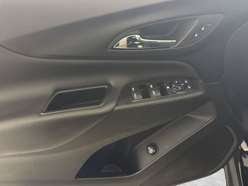 Used 2024 Chevrolet Equinox LT AWD/4WD image 7